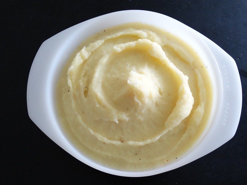 Tooth-Friendly Recipe 1: Garlic Sweet Potato Mash